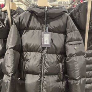 PRADA NEW WOMEN PUFFER JACKET 29X052 size 38